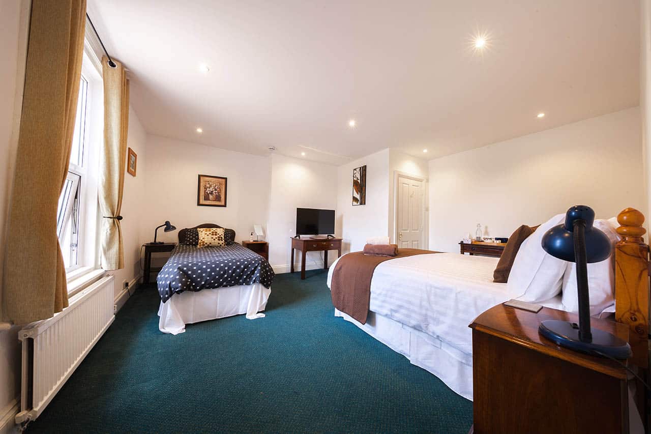 Hookwood Lodge Hotel Gatwick