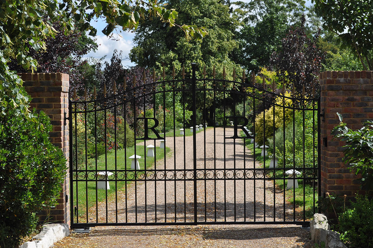 Hookwood Lodge Hotel Gatwick