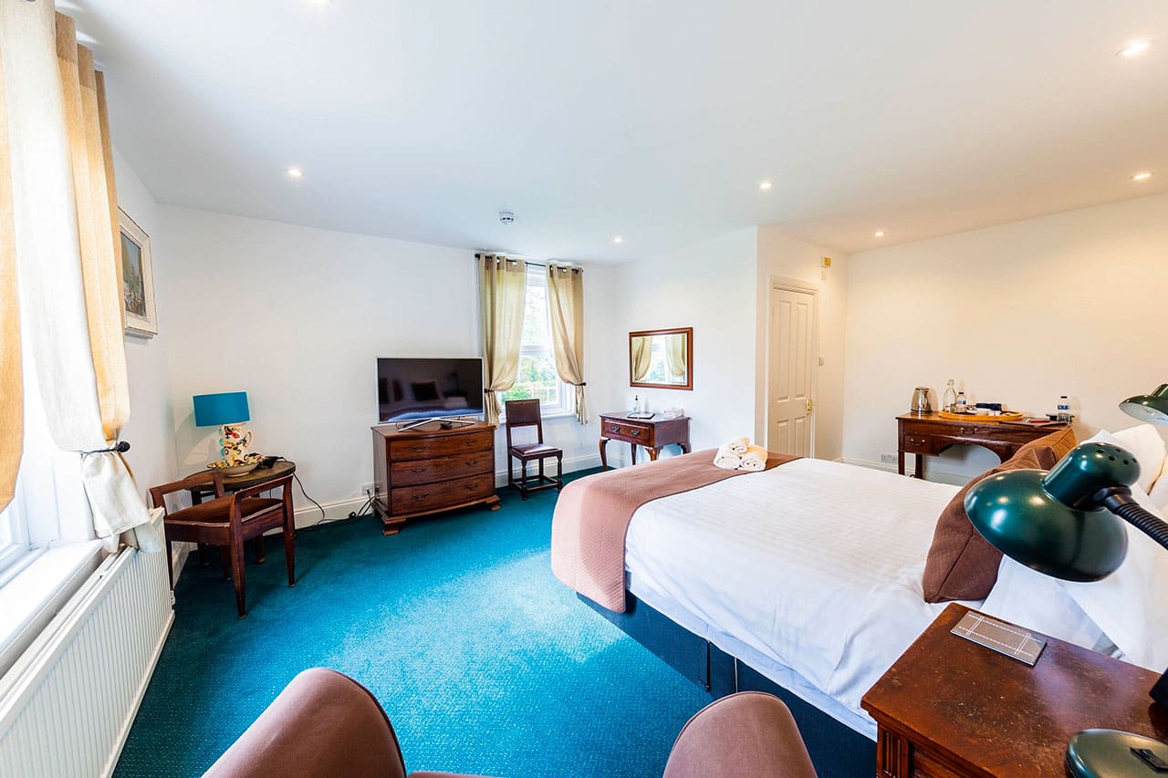 Hookwood Lodge Hotel Gatwick