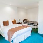 Hookwood Lodge Hotel Gatwick
