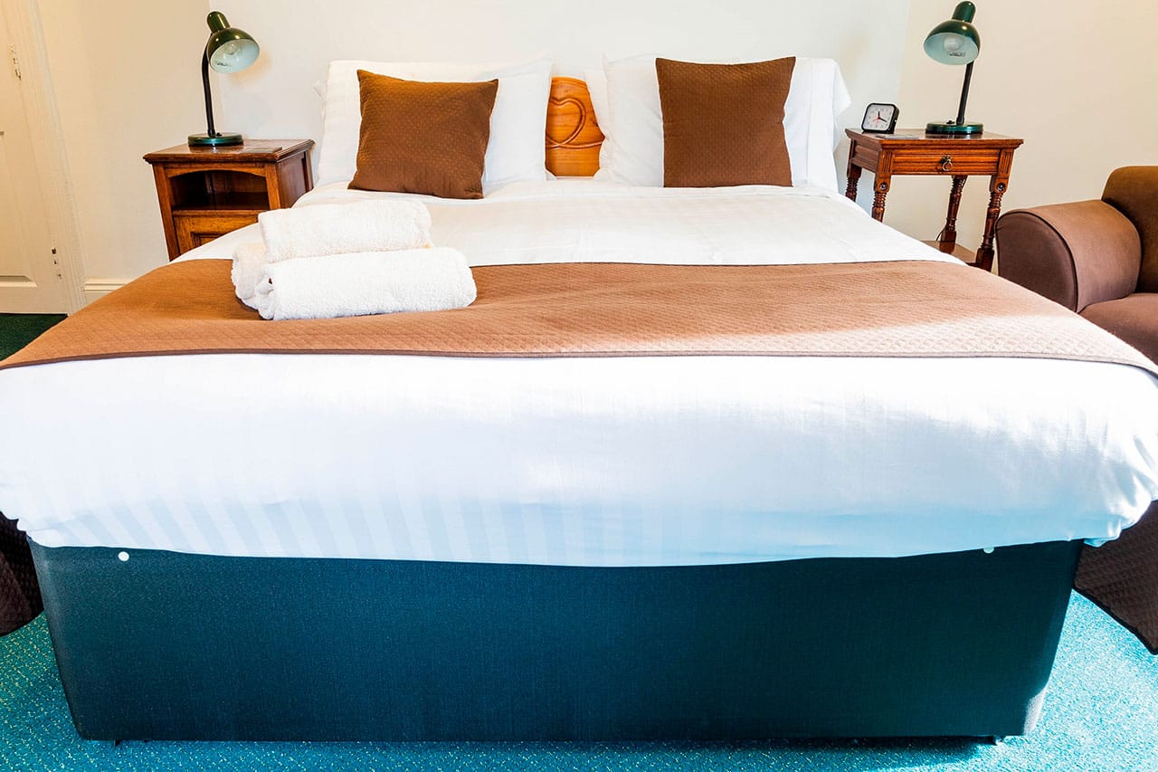 Hookwood Lodge Hotel Gatwick